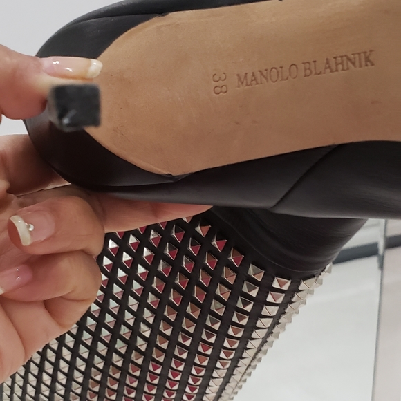 MANOLO BLAHNIK BOOTS. - Picture 4 of 5